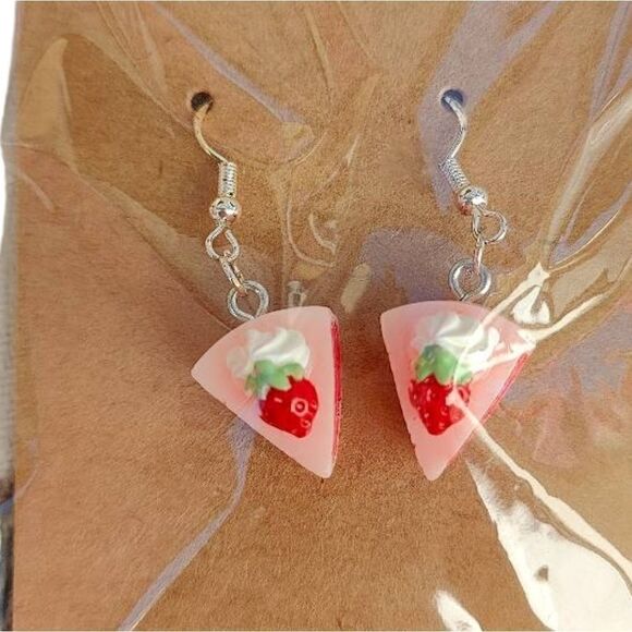 Strawberry Kawaii Cake Dangle Earrings - Picture 1 of 2